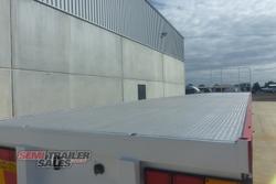 1999 Freighter 48FT Flat Top