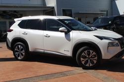 2025 Nissan
X-TRAIL ST-L e-POWER