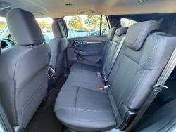 2025 Isuzu
MU-X LS-U