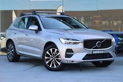 2022 Volvo
XC60 Plus B5