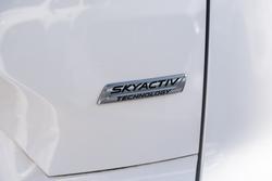 2017 Mazda
CX-9 Azami