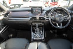 2017 Mazda
CX-9 Azami