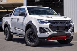 2025 Isuzu D-MAX BLADE