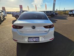 2022 MAZDA MAZDA3