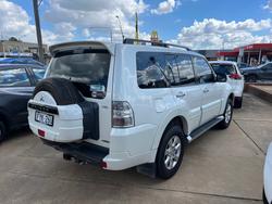 2012 MITSUBISHI PAJERO PLATINUM 2
