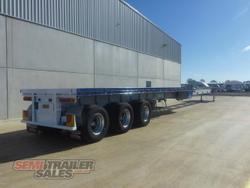 2007 Haulmark Flat Top Extendable 