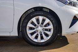 2024 Kia Cerato S