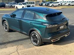 2024 NISSAN
                QASHQAI STL