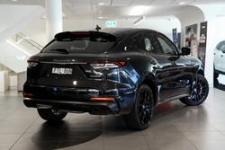 2022 Maserati Levante Modena