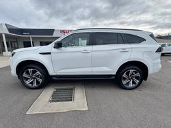 2025 ISUZU MU-X LS-T