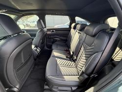 2025 Kia
Sorento HEV GT-Line