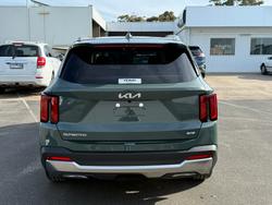 2025 Kia
Sorento HEV GT-Line