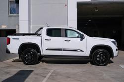2025 Volkswagen Amarok