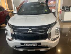 2025 MITSUBISHI Outlander EXCEED TOURER