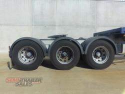 2008 Vawdrey 12 Pallet Flat Top A Trailer with 20FT Container Pins