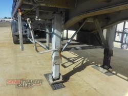 2008 Vawdrey 12 Pallet Flat Top A Trailer with 20FT Container Pins