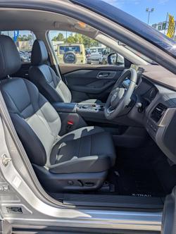 2024 Nissan X-TRAIL ST-L e-POWER
