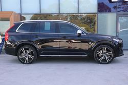 2017 Volvo
                XC90 T6 R-Design
