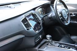 2017 Volvo
                XC90 T6 R-Design