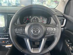 2025 Mazda
BT-50 XTR