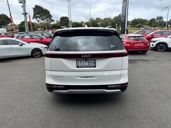2023 Kia Carnival SLi
