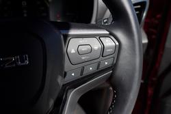 2024 Isuzu MU-X LS-T