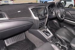 2022 Mitsubishi
Triton GLS