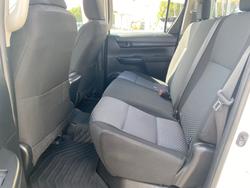 2016 TOYOTA HILUX WORKMATE (4x4)