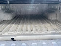 2016 TOYOTA HILUX WORKMATE (4x4)