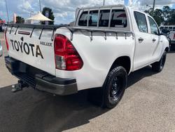 2016 TOYOTA HILUX WORKMATE (4x4)