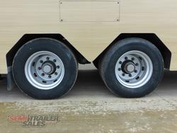 2012 SVM 48FT Mobile Kitchen Trailer