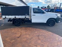 2016 TOYOTA HILUX WORKMATE