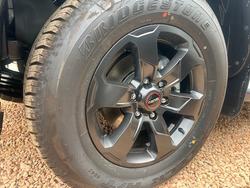 2025 Isuzu D-MAX X-TERRAIN MY25.5 WOLFRAM GREY