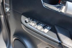 2022 Toyota Hilux SR5