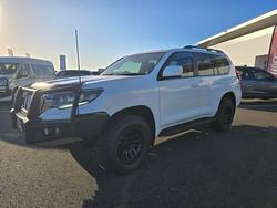 2021 Toyota Prado DSL WGN AT GXL Glacier White