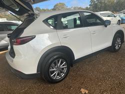 2022 Mazda
CX-5 Maxx Sport
