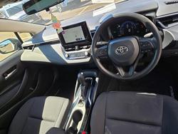 2023 Toyota Corolla Sedan Hybrid Corolla Sedan 1.8L Hyb CVT Ascent Sport Glacier White