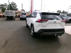 2021 Toyota
RAV4 Hybrid RAV4 Hybrid GXL AWD 2.5L Auto CVT 5 Door Wagon 7425710 001