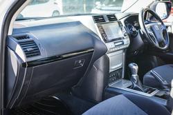 2022 Toyota
PRADO GXL