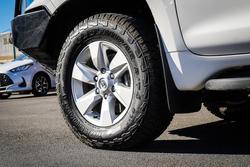2022 Toyota
PRADO GXL