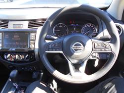 2025 Nissan Navara SL