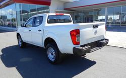 2025 Nissan Navara SL