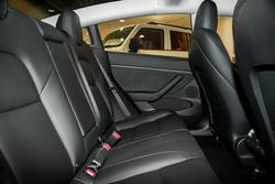 2021 Tesla
Model 3 Long Range