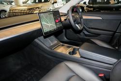2021 Tesla
Model 3 Long Range