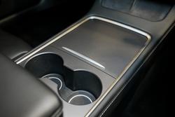 2021 Tesla
Model 3 Long Range