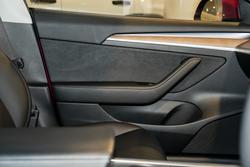 2021 Tesla
Model 3 Long Range