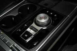 2024 Kia
Carnival GT-Line