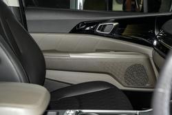 2024 Kia
Carnival GT-Line