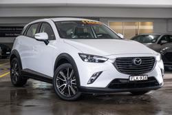 2015 Mazda
CX-3 sTouring