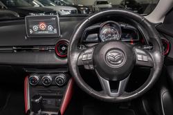 2015 Mazda
CX-3 sTouring
